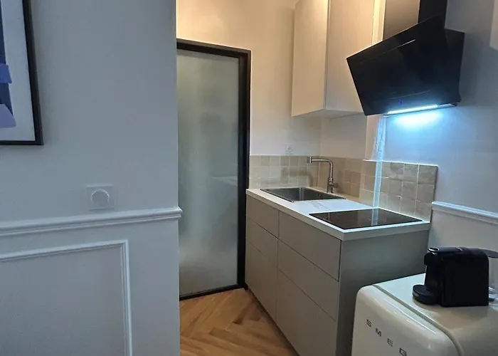 Flat In Heart Of * Parijs