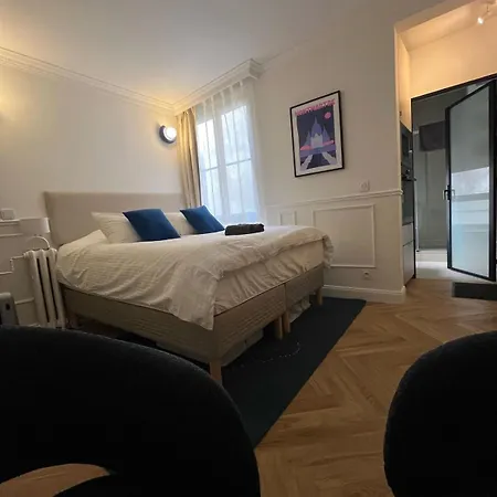 Flat In Heart Of Апартаменты *